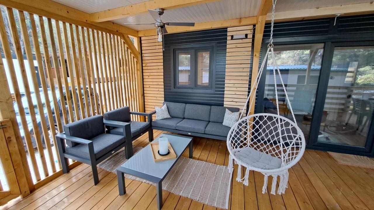 Premium Mobile Home Maslina - Oaza Mira ดราเก ภายนอก รูปภาพ