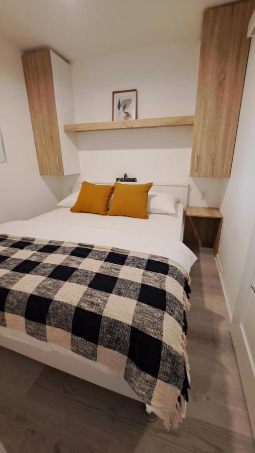 Premium Mobile Home Maslina - Oaza Mira ดราเก ภายนอก รูปภาพ