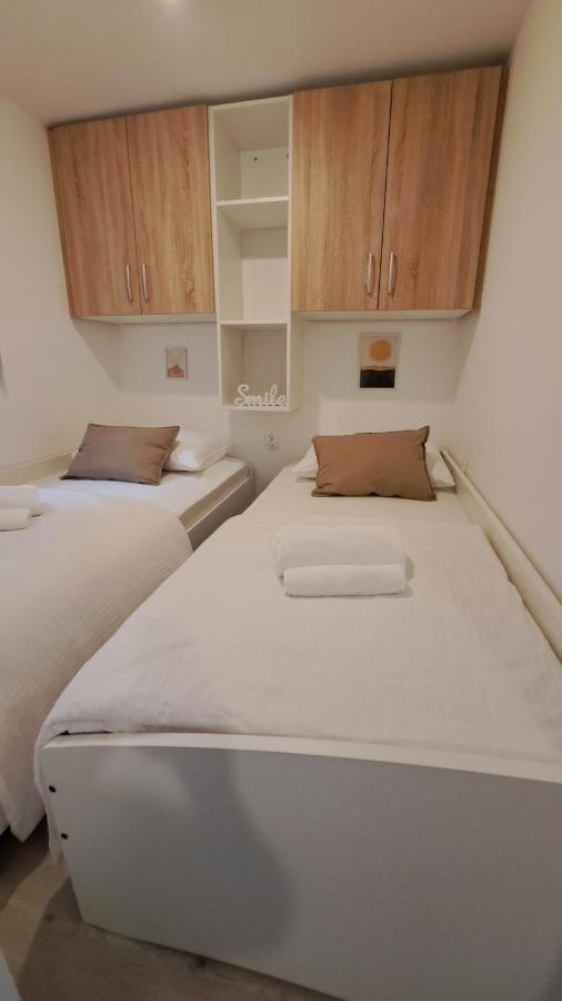 Premium Mobile Home Maslina - Oaza Mira ดราเก ภายนอก รูปภาพ